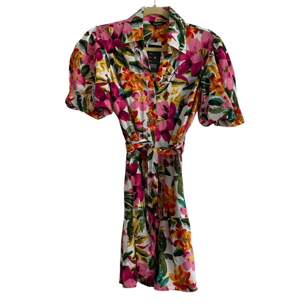 Cassee’s // Floral Puff Sleeve Dress